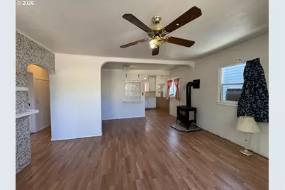 208 E Main St, Goldendale, WA 98620 - Photo 13