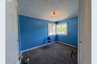 208 E Main St, Goldendale, WA 98620 - Photo 11