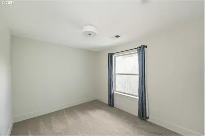 4557 NE Going St, Portland, OR 97218 - Photo 23