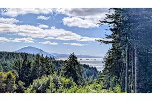 1250 Deady St, Port Orford, OR 97465 - Photo 7