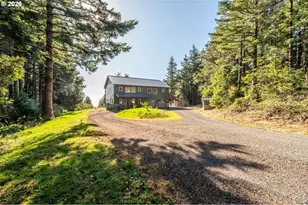 1250 Deady St, Port Orford, OR 97465 - Photo 5