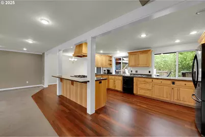 1332 Jeppesen Ave, Eugene, OR 97401 - Photo 7