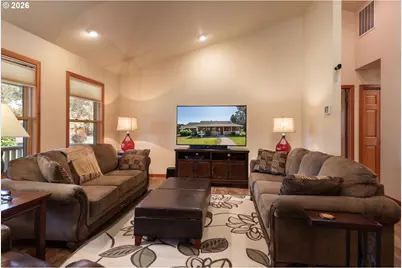 1455 SW Sunset Dr, Madras, OR 97741 - Photo 7