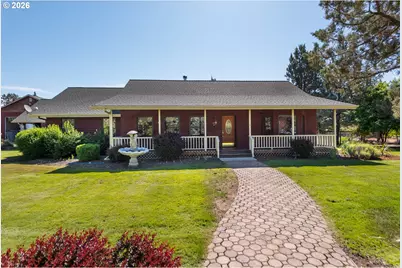 1455 SW Sunset Dr, Madras, OR 97741 - Photo 1