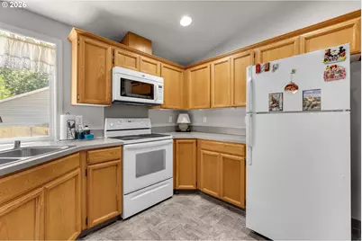 214 SE 11th Cir, Battle Ground, WA 98604 - Photo 13
