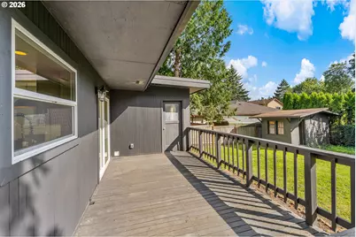 16533 SE Gordon St, Milwaukie, OR 97267 - Photo 17