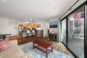 940 NW Naito Pkwy, Portland, OR 97209 - Photo 15