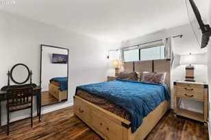 940 NW Naito Pkwy, Portland, OR 97209 - Photo 19