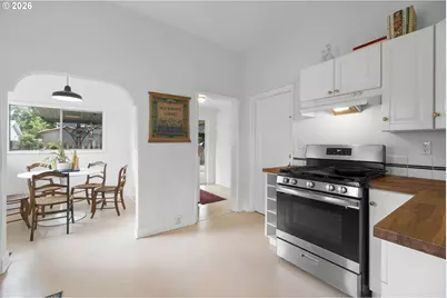 5815 N Delaware Ave, Portland, OR 97217 - Photo 17