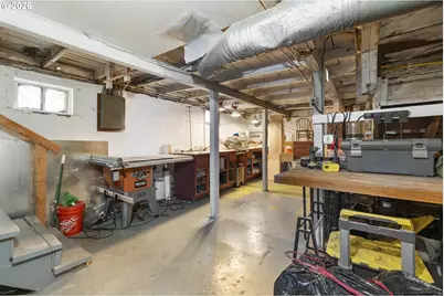 5815 N Delaware Ave, Portland, OR 97217 - Photo 39