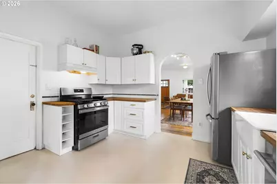 5815 N Delaware Ave, Portland, OR 97217 - Photo 13