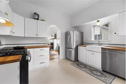 5815 N Delaware Ave, Portland, OR 97217 - Photo 15