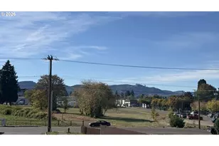 2239 Hawthorne St, Forest Grove, OR 97116 - Photo 3
