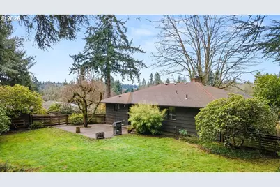 8820 SW 21st Ave, Portland, OR 97219 - Photo 43