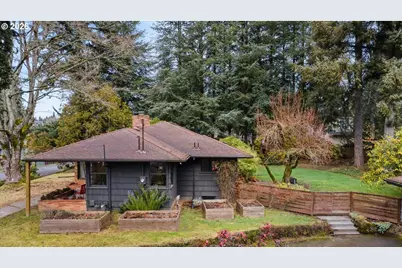 8820 SW 21st Ave, Portland, OR 97219 - Photo 41