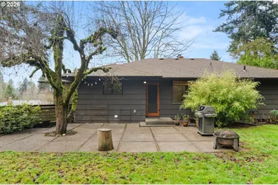 8820 SW 21st Ave, Portland, OR 97219 - Photo 47