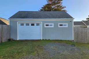 928 Oregon St, Port Orford, OR 97465 - Photo 5