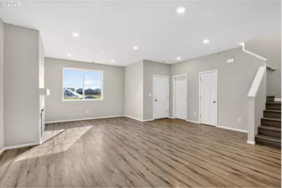 1939 NW Kent St, McMinnville, OR 97128 - Photo 5