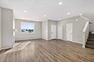 1939 NW Kent St, McMinnville, OR 97128 - Photo 5