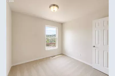 916 SW Isaac Ave, Pendleton, OR 97801 - Photo 13