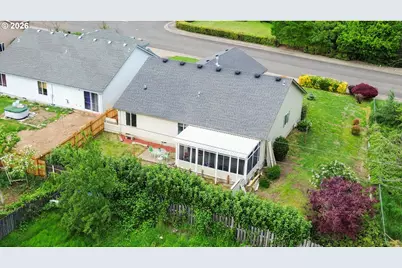 143 NW Elderberry Ln, Dallas, OR 97338 - Photo 37