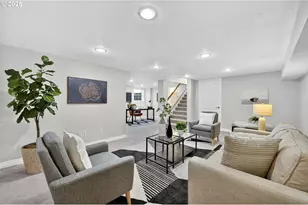 318 NE 9th Ave, Canby, OR 97013 - Photo 19