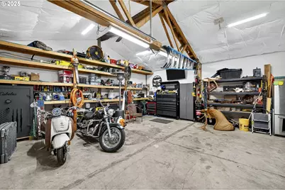 318 NE 9th Ave, Canby, OR 97013 - Photo 35