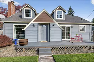 318 NE 9th Ave, Canby, OR 97013 - Photo 5