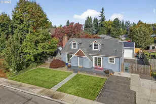 318 NE 9th Ave, Canby, OR 97013 - Photo 1