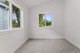 9576 SW 91st Ave, Portland, OR 97223 - Photo 17