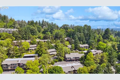 7522 SW Barnes Rd #E, Portland, OR 97225 - Photo 21
