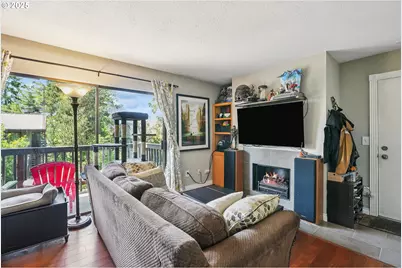 7522 SW Barnes Rd #E, Portland, OR 97225 - Photo 7