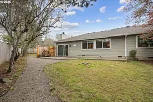 9400 SW Downing Dr, Beaverton, OR 97008 - Photo 17