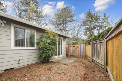 9400 SW Downing Dr, Beaverton, OR 97008 - Photo 19