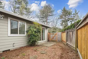 9400 SW Downing Dr, Beaverton, OR 97008 - Photo 19