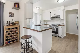 9400 SW Downing Dr, Beaverton, OR 97008 - Photo 7