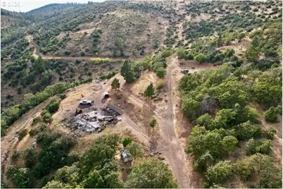 8800 Upper Mill Creek Rd, The Dalles, OR 97058 - Photo 3