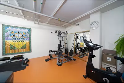 2323 SW Park Pl #502, Portland, OR 97205 - Photo 43