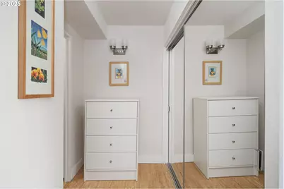 2323 SW Park Pl #502, Portland, OR 97205 - Photo 29