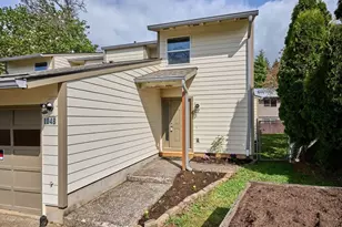 1048 Birchwood Dr, Oregon City, OR 97045 - Photo 3