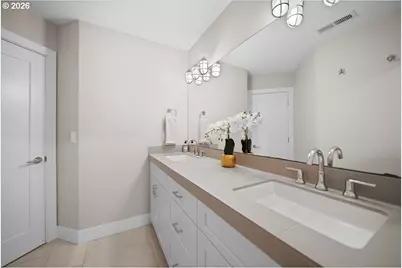 9590 SW Taylor St, Portland, OR 97225 - Photo 23