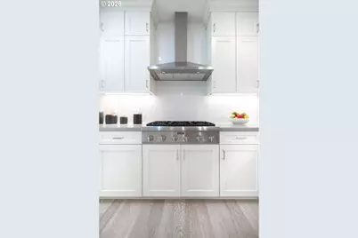9590 SW Taylor St, Portland, OR 97225 - Photo 9
