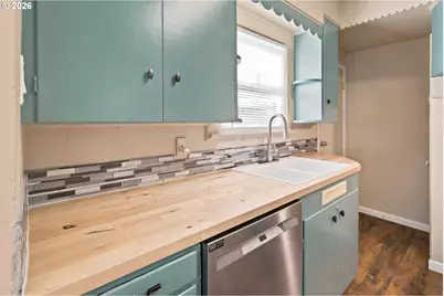 6815 NE Glisan St, Portland, OR 97213 - Photo 15