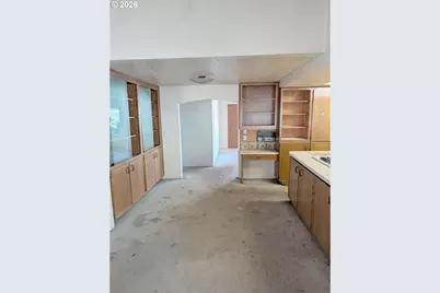 20010 NE Glisan St, Portland, OR 97230 - Photo 23