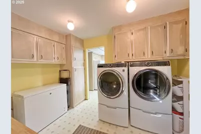 1267 Tucker Rd #20, Hood River, OR 97031 - Photo 13