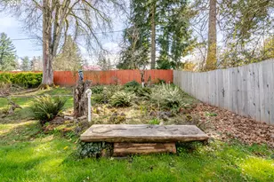 656 NW Thornton Lake Dr, Albany, OR 97321 - Photo 37