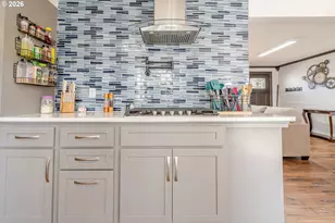 656 NW Thornton Lake Dr, Albany, OR 97321 - Photo 11