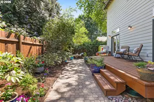 2116 SE 84th Ave, Portland, OR 97216 - Photo 39