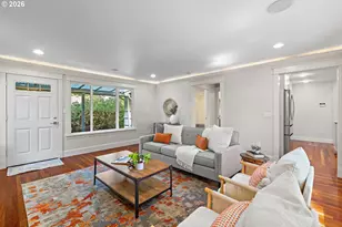 2116 SE 84th Ave, Portland, OR 97216 - Photo 9