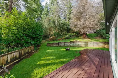 1001 W Park Roadway, Coos Bay, OR 97420 - Photo 37